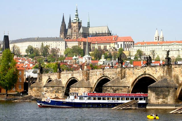 Výlety lodí Praha