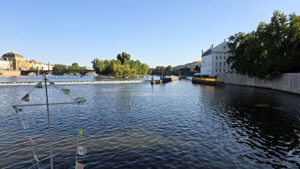 Stündliche Rundfahrt